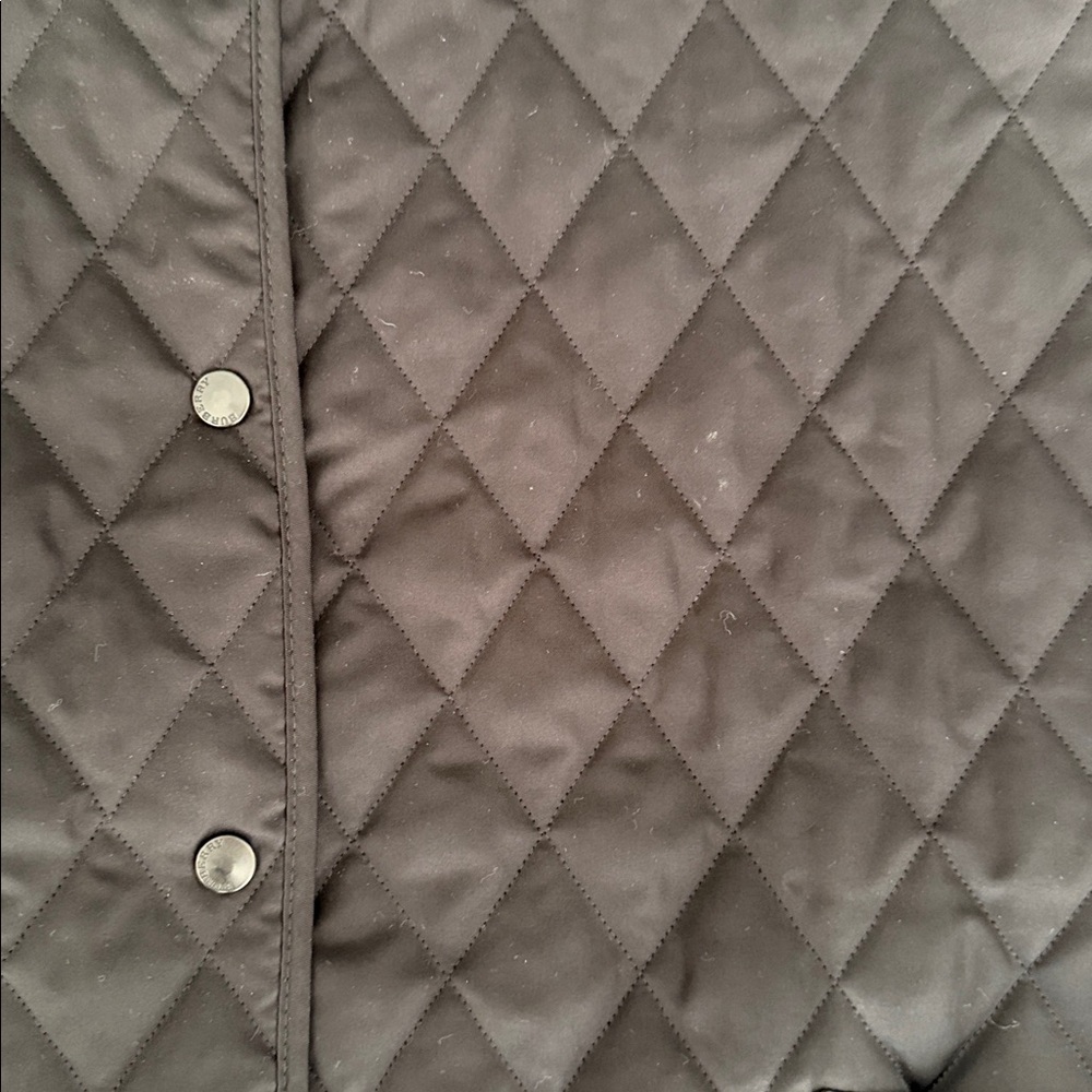 Burberry Women’s Black Quilted Barn Jacket - Picture 13 of 13